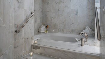 Presidential Suite, 1 Twin Bed
