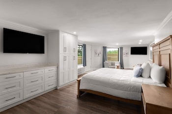 Executive Room, 1 King Bed (Boardwalk)