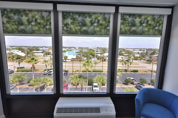 Room, 2 Queen Beds, City View