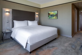 King Executive Deluxe Room