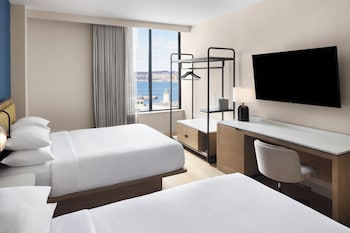 Room, 2 Queen Beds, Harbor View