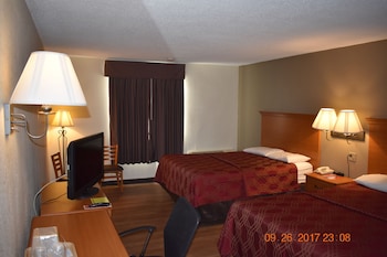 Economy Double Room, 2 Queen Beds