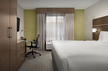 Standard Room, 1 King Bed