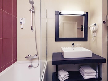 Triple Room, Multiple Beds