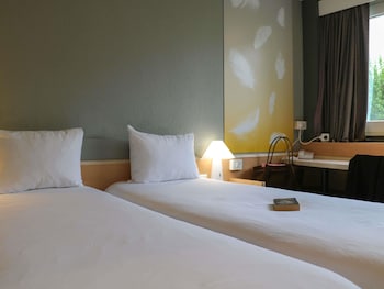 Standard Room, 2 Twin Beds