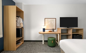 Room, 1 King Bed