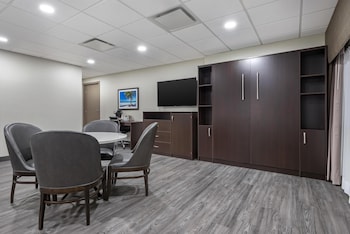 Standard Room, 2 Queen Beds, Refrigerator, Pool View (Walk-in Shower;Larger Room)