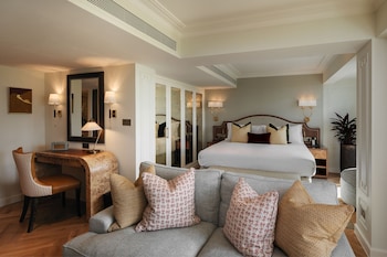 Suite, Park View
