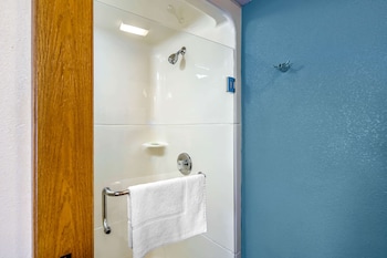 Standard Double Room, 2 Double Beds, Non Smoking