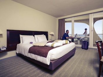 Junior Suite, 1 Double Bed with Sofa bed, Sea View