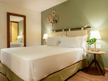 Classic Room, 1 Queen Bed