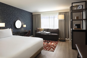 Room, 1 King Bed (High Floor)