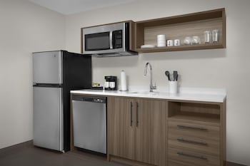 Studio Suite, 1 King Bed