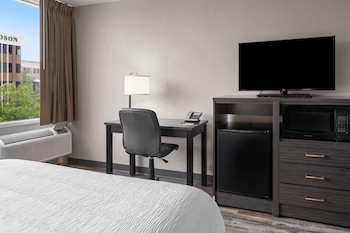 Room, 2 Queen Beds, Non Smoking