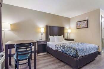 Standard Room, 1 Queen Bed, Smoking
