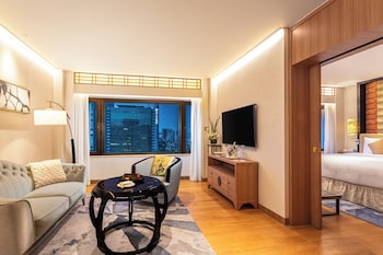 Garden Non-Smoking Twin Bed Executive Suite