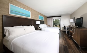 Standard Room, 2 Queen Beds, River View