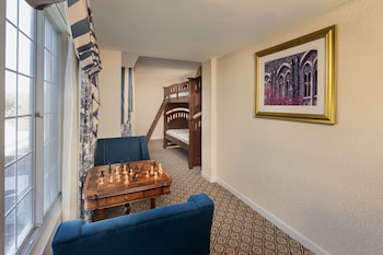 Family Bunk Bed Suite
