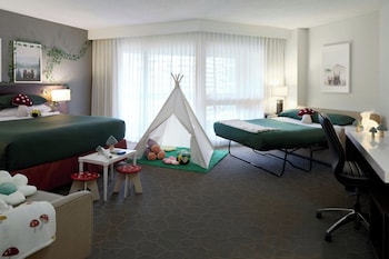Deluxe Room, 1 King Bed with Sofa bed