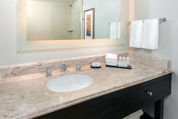 King, Premium Suite, 1 King Bed, Non Smoking
