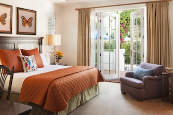 Suite, 1 King Bed with Sofa bed, Kitchen