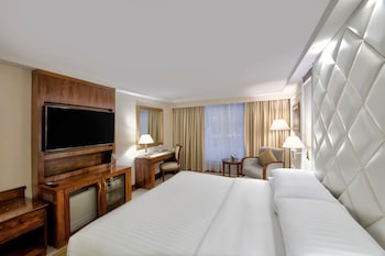 Deluxe Room, 1 King Bed