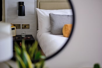 Classic Room, 1 King Bed
