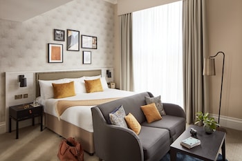 Superior Room, 1 King Bed with Sofa bed