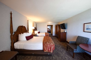 Suite, 1 Twin Bed, Accessible, Poolside (with Sofabed)
