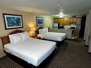 Premium Room, 2 Queen Beds, Balcony, Ocean View