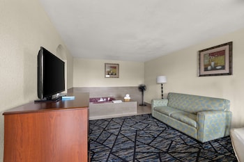 Suite, 1 King Bed, Non Smoking, Jetted Tub