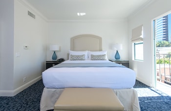 Premier Suite with Balcony