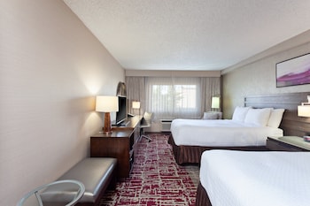 Standard Room, 2 Double Beds, Accessible, Non Smoking (Communications Accessible)