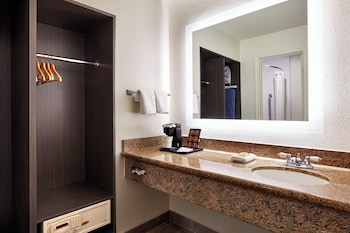 Standard Room, 1 King Bed, Non Smoking, Refrigerator & Microwave