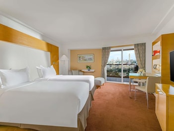 Premium Room, 2 Twin Beds (Partial Nile View)