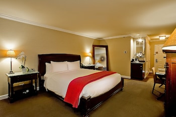 Deluxe Room, 1 King Bed