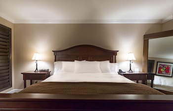 Parlor, 1 King Bed, Fireplace