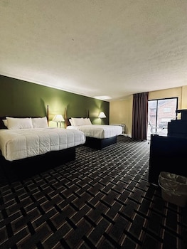 Standard Room, 2 Queen Beds, Non Smoking