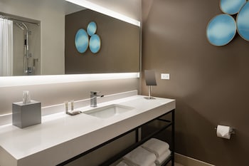 Room, 1 King Bed, Ocean View