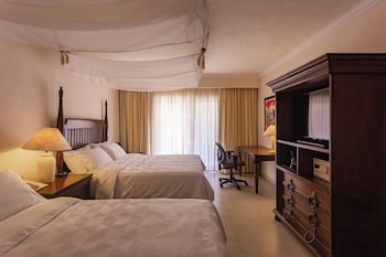 Standard Room, 2 Double Beds