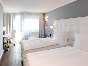 Standard Double Room, 2 Twin Beds