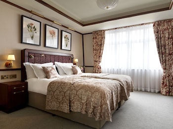 Deluxe Room, 1 King Bed