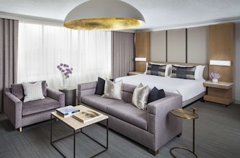 Studio Suite, 1 King Bed (Capitol View)