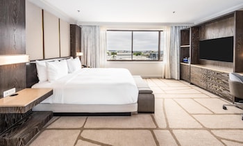 Presidential Suite, 1 King Bed (Capitol View)