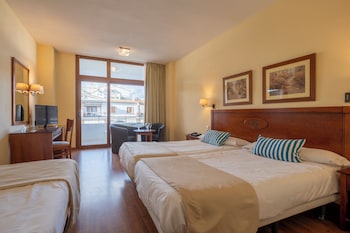 Economy Room