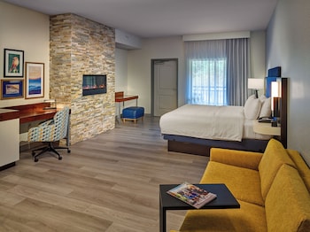 Room, 1 King Bed with Sofa bed, Accessible, Fireplace (Balcony, Roll-In Shower)