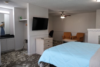 Non-Smoking King Suites