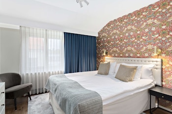 Deluxe Room, 1 King Bed, Non Smoking