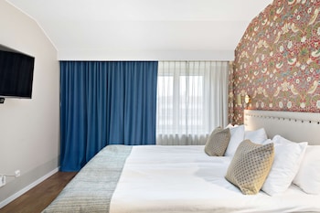 Deluxe Room, 1 King Bed, Non Smoking