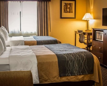 Standard Room, 2 Queen Beds, Non Smoking